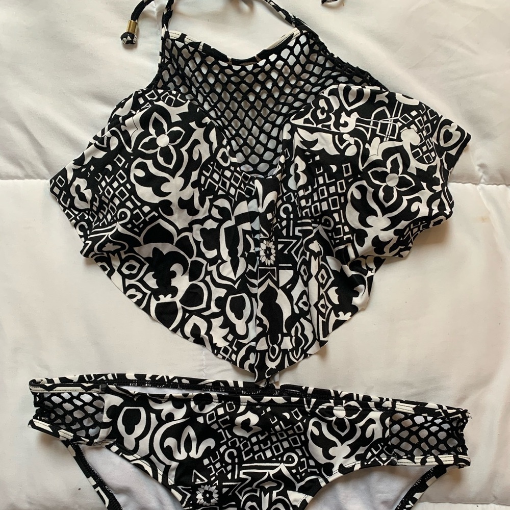 Black and white women’s bikini set, mesh openings